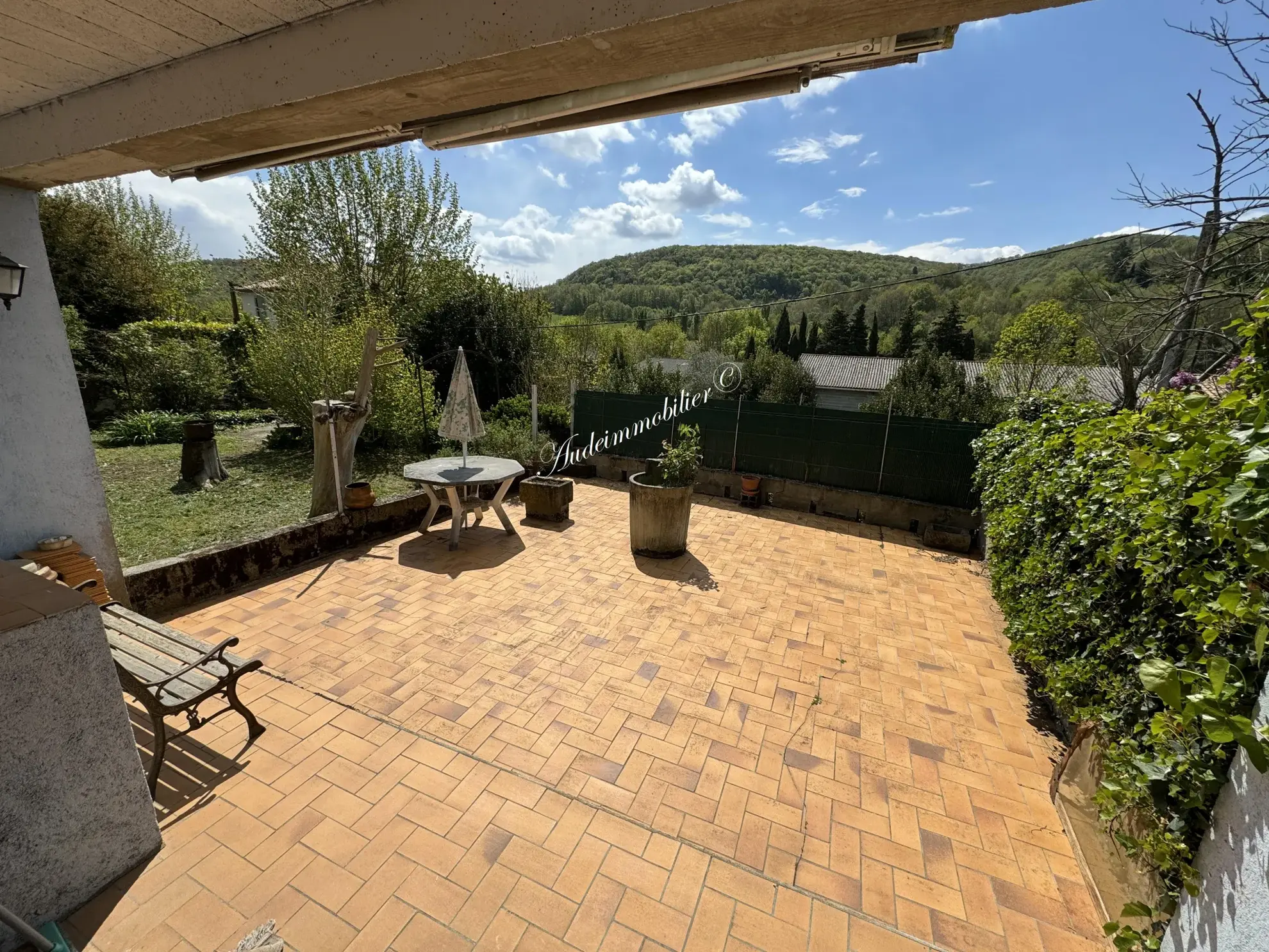 Maison de village avec jardin et étable à Mirepoix 