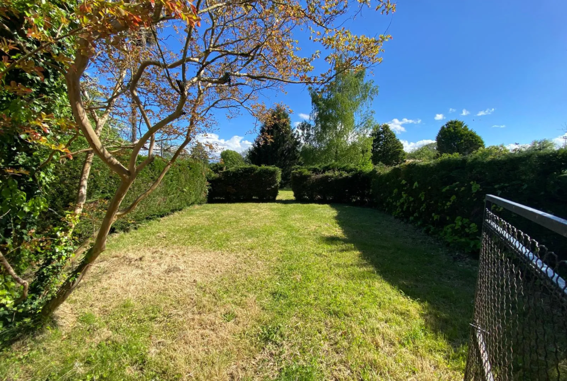 Vente maison individuelle avec jardin à Morlaàs 