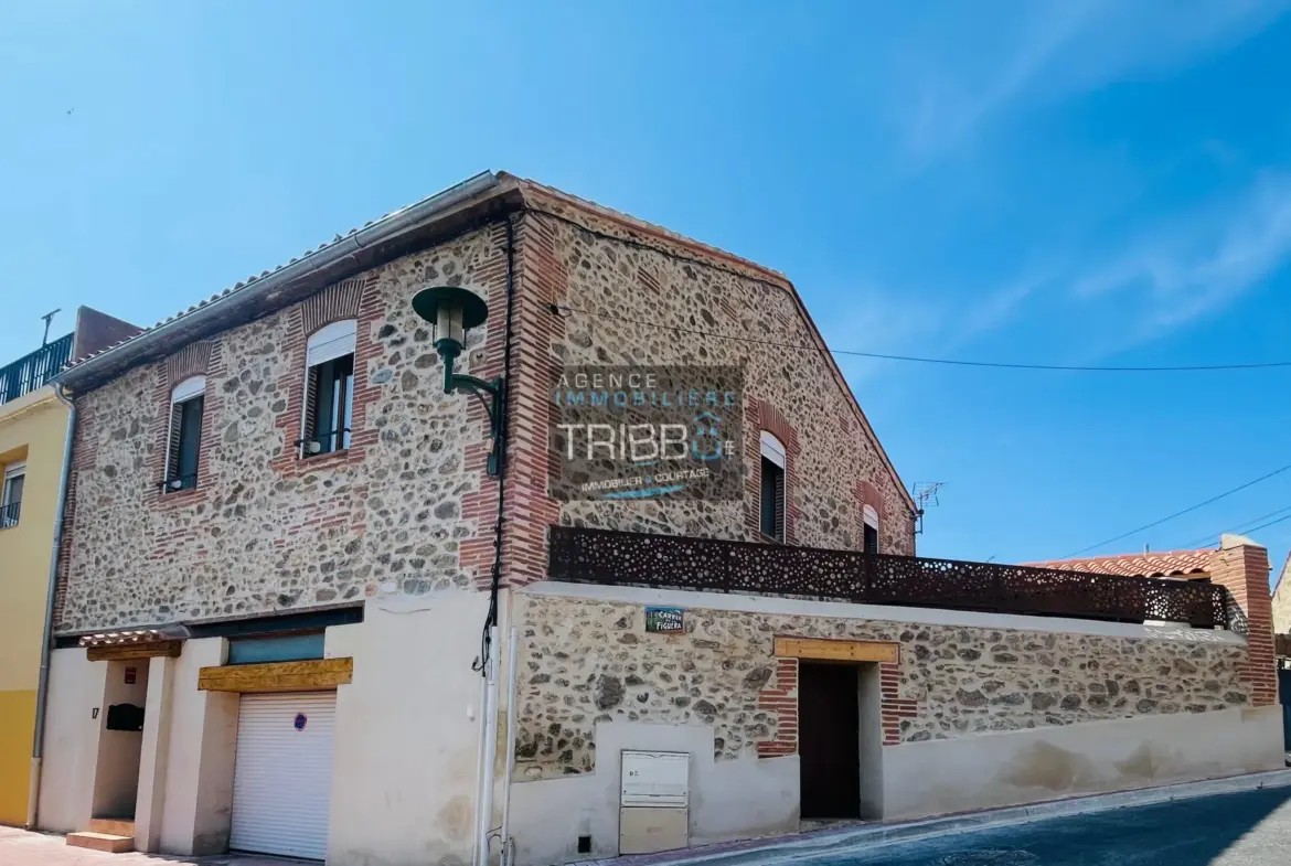 Maison de caractère rénovée à Terrats - 4 chambres et terrasse 