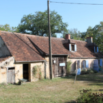 Fermette à Louroux Bourbonnais sur 2.2 hectares avec grange