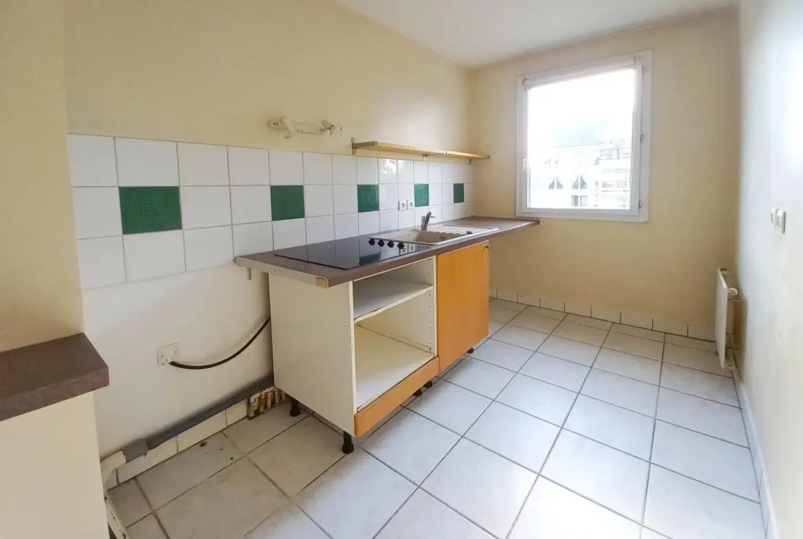 À vendre : Appartement F3 à Créteil, proche métro Pointe du Lac 