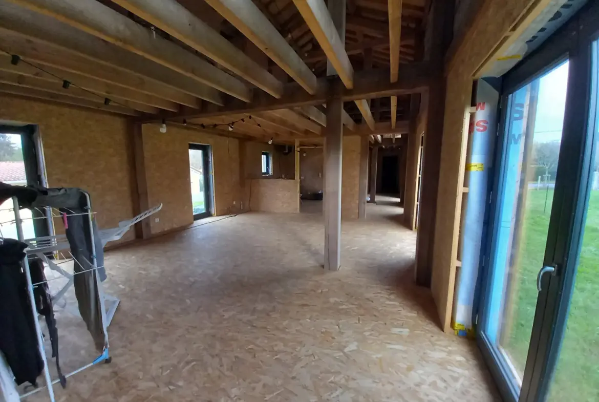 Maison rénovée à Auros, proche de LANGON - 270 300 € 