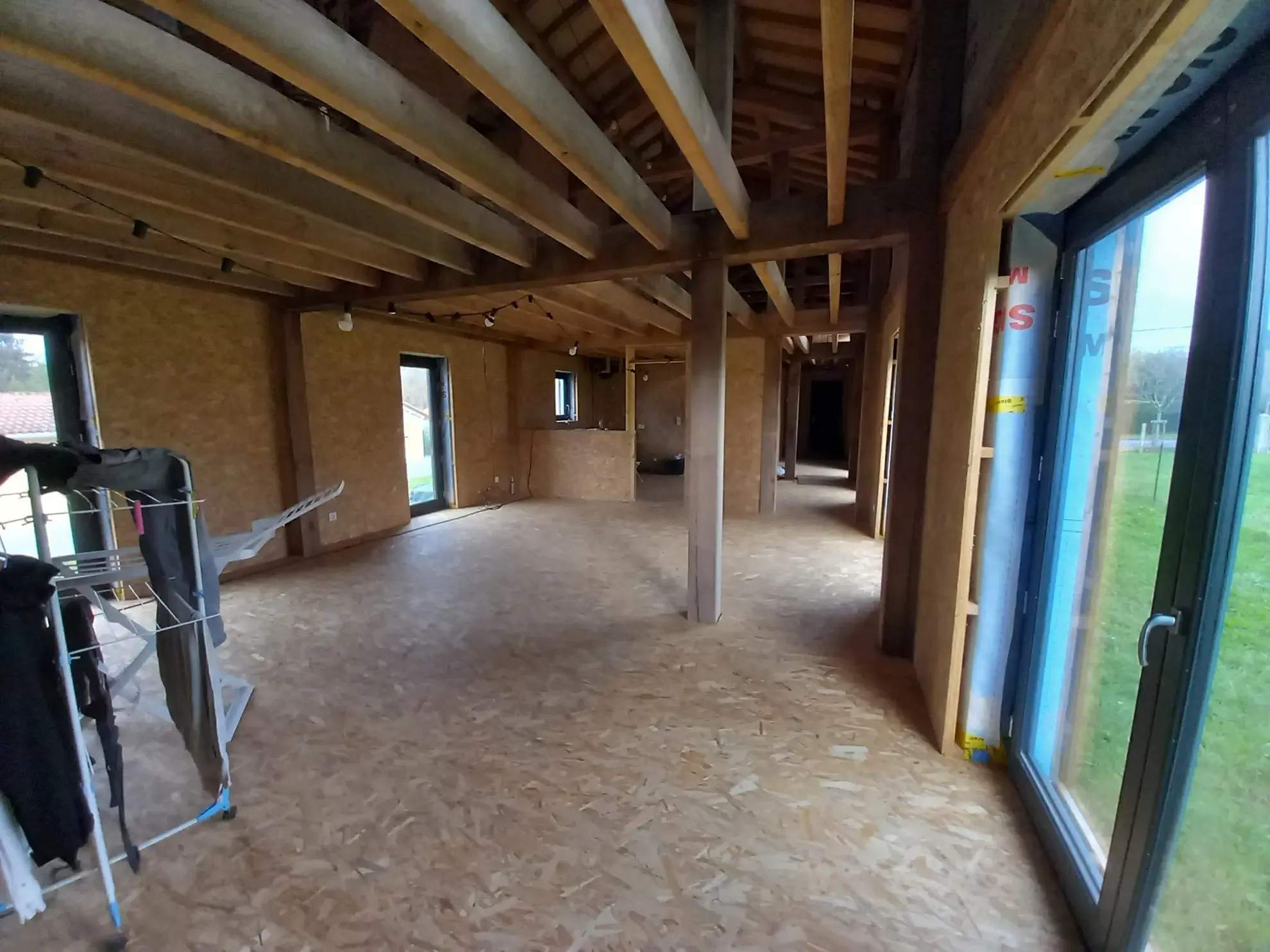 Maison rénovée à Auros, proche de LANGON - 270 300 € 