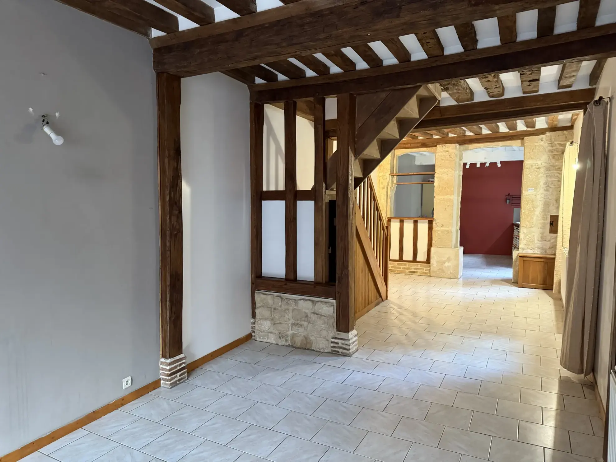 Maison lumineuse à vendre au centre de Livarot - 108 m² 