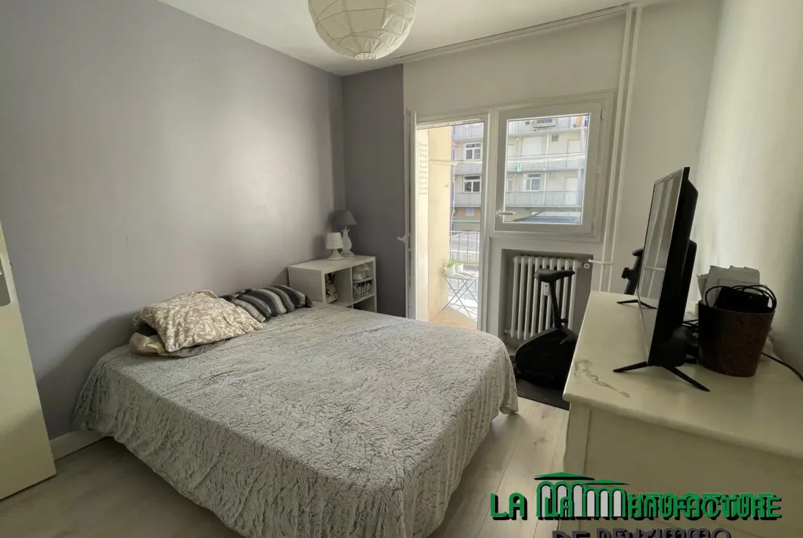 Appartement F3 avec balcon et cave à Saint-Étienne 