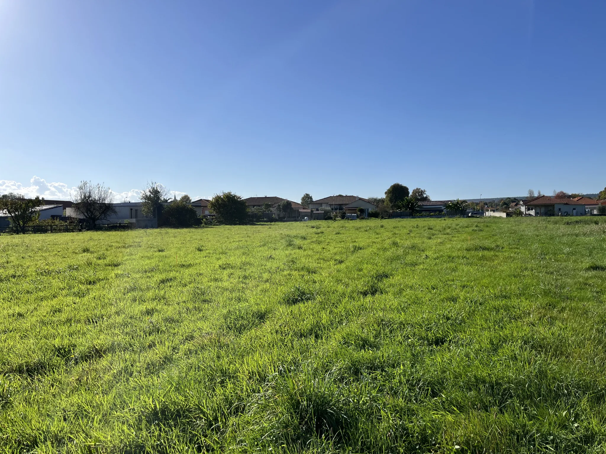 Terrain constructible à Bordères-Sur-L'Échez à vendre 