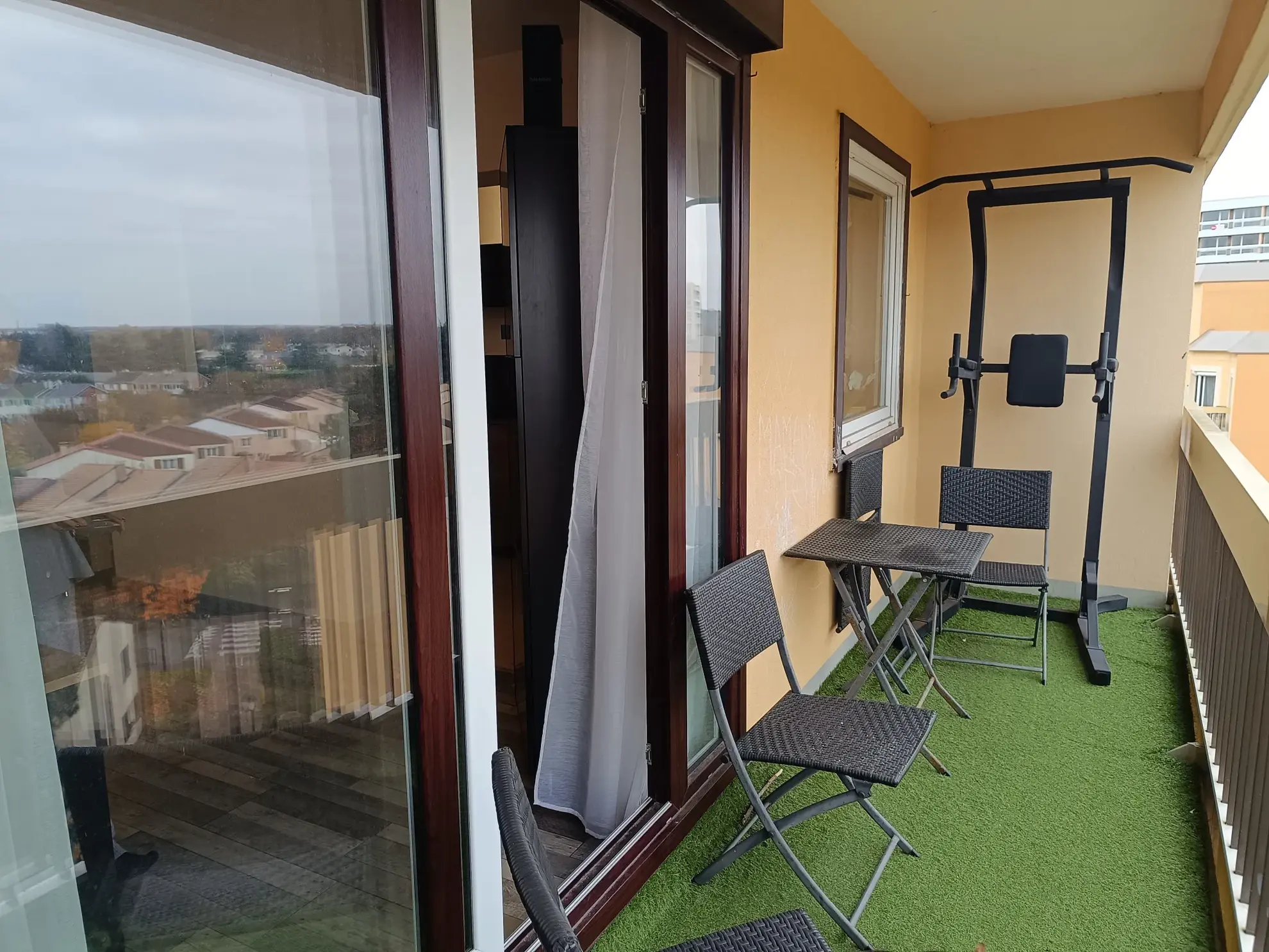 Bel appartement vue dégagée dernier étage de 84 m² à Elancourt 