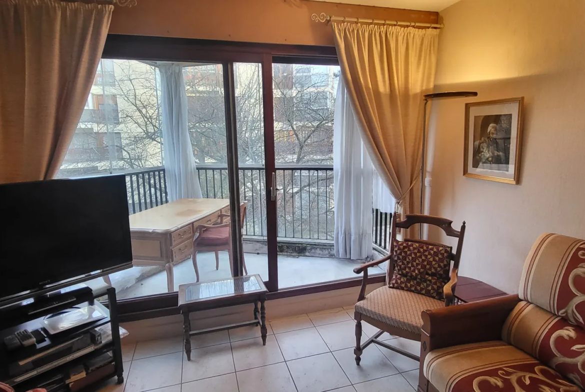 À vendre : Appartement 2 pièces PARLY 2 à Le Chesnay Rocquencourt 