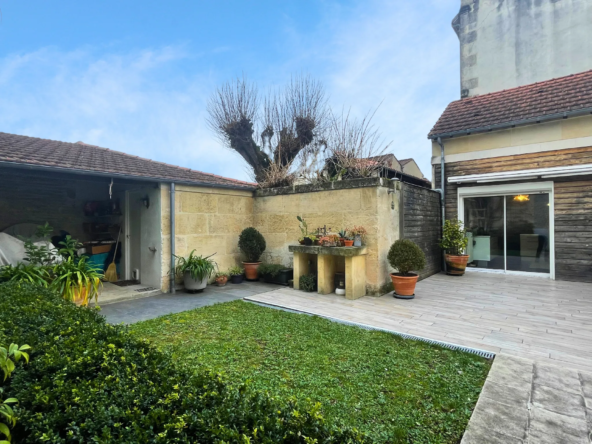 Belle maison de ville à Cognac avec jardin, 3 chambres