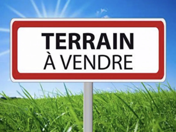 Terrain Constructible de 996 m² à Wallers