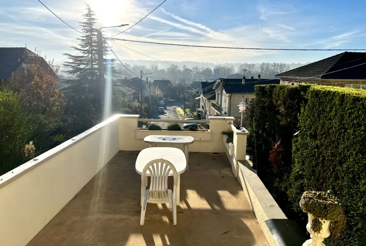 Maison à vendre à Brive-la-Gaillarde - 2 Chambres - 172 000 EUR 