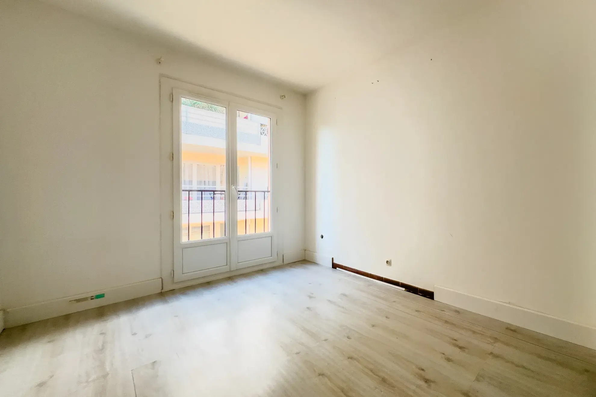 Appartement F3 avec parking à La Londe-les-Maures 