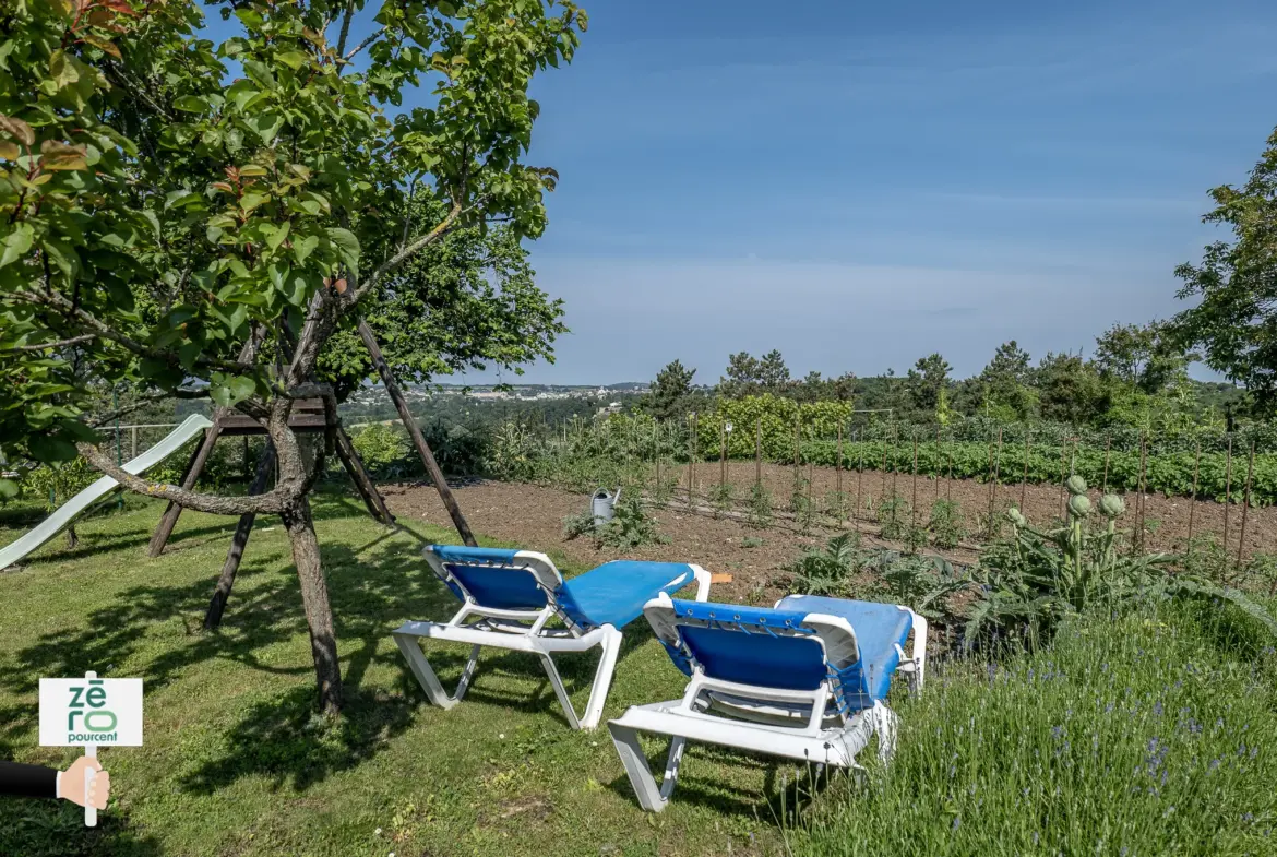 Maison de 134 m² avec terrain à Thouars 