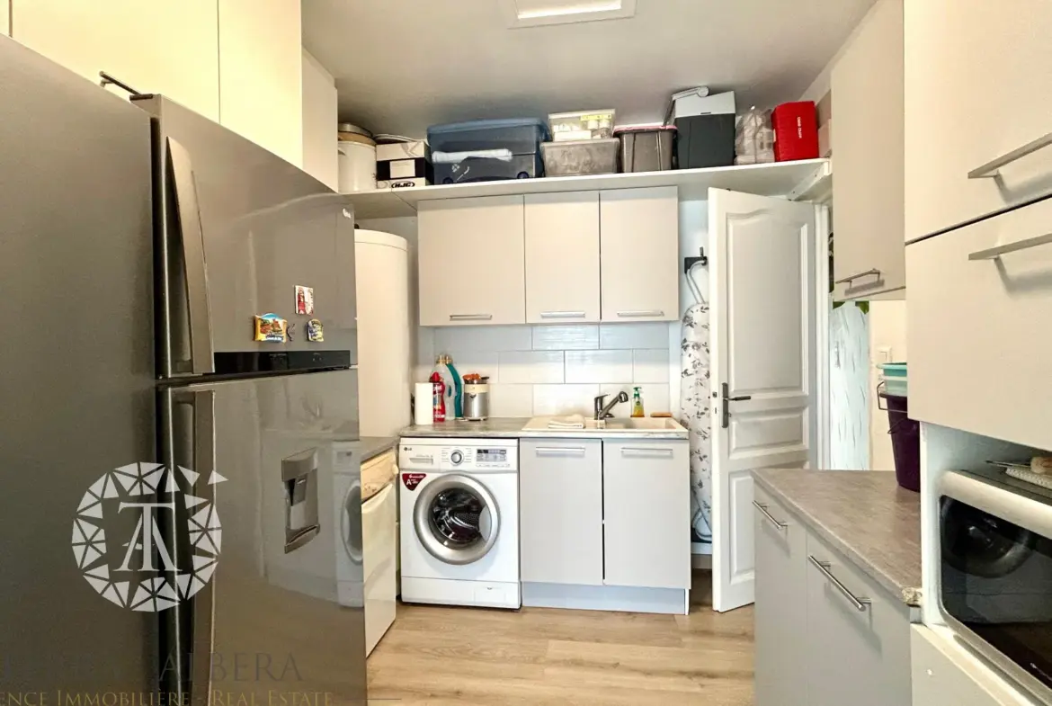 Vente : Villa 4 faces de 94 m2 à St-Hippolyte avec garage 