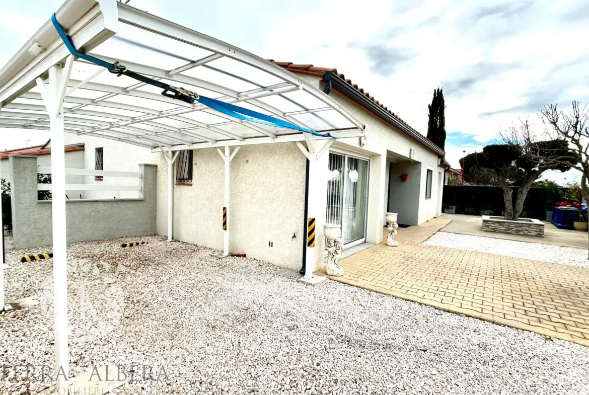 Vente : Villa 4 faces de 94 m2 à St-Hippolyte avec garage 