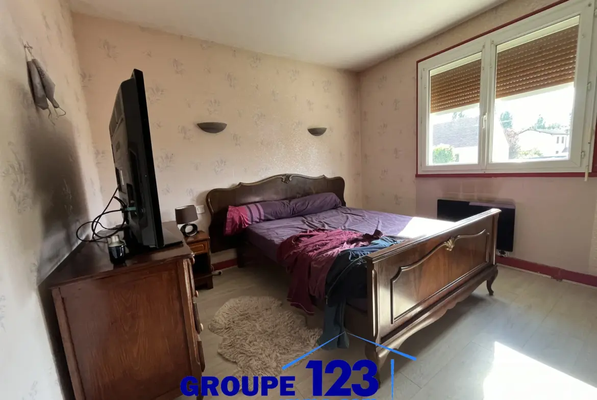 Pavillon des années 60 à vendre à Pontigny - 128 900 € 