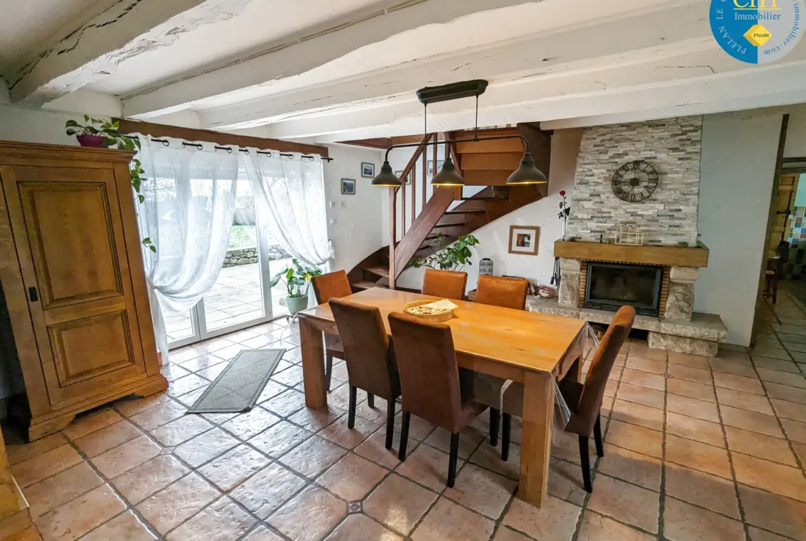 À vendre : Belle longère 166 m² à Paimpont (35) 