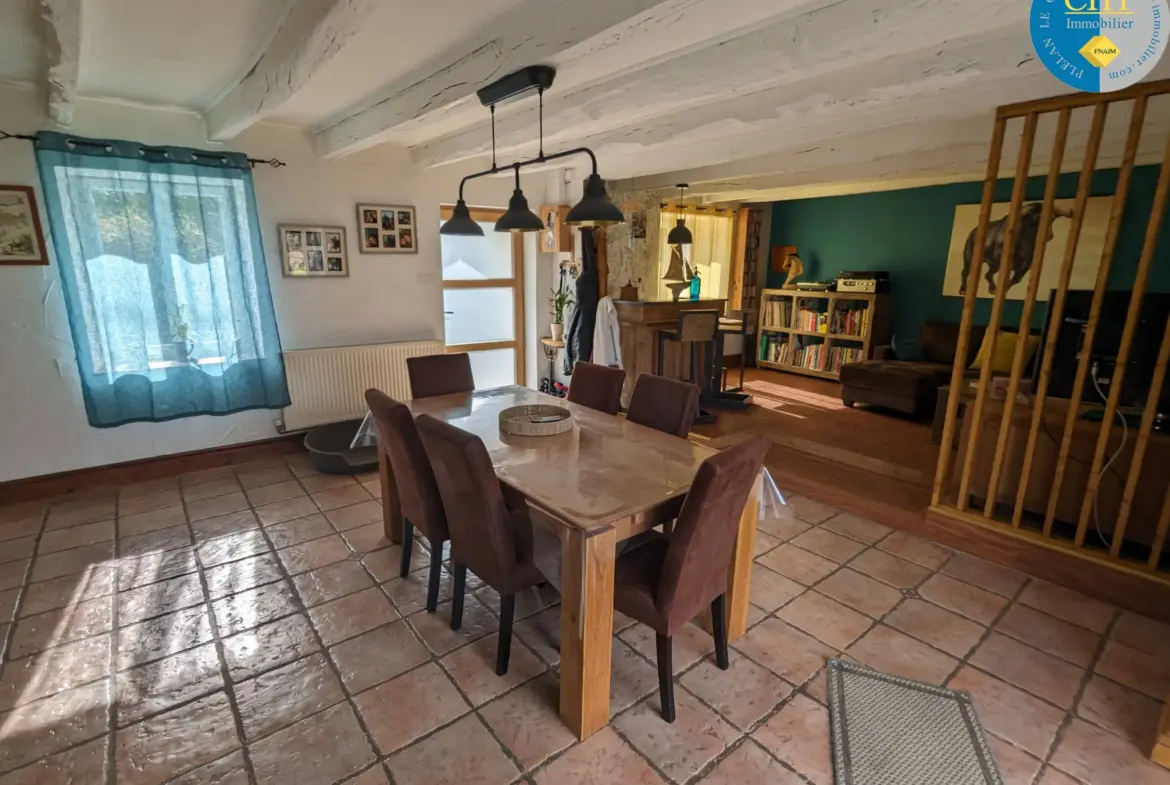 À vendre : Belle longère 166 m² à Paimpont (35) 