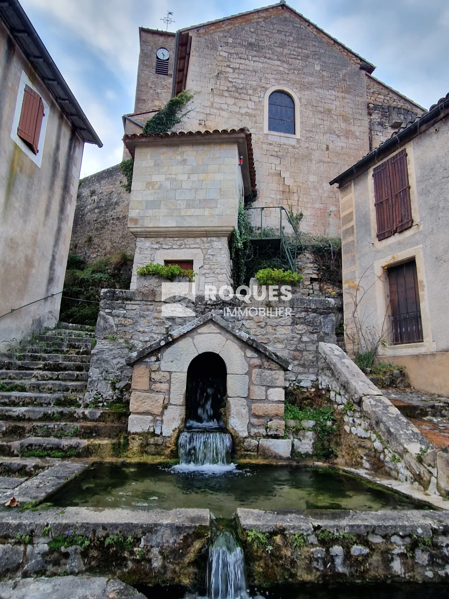 Vallée de la Sorgue : Maison de village 94 m² à rénover 