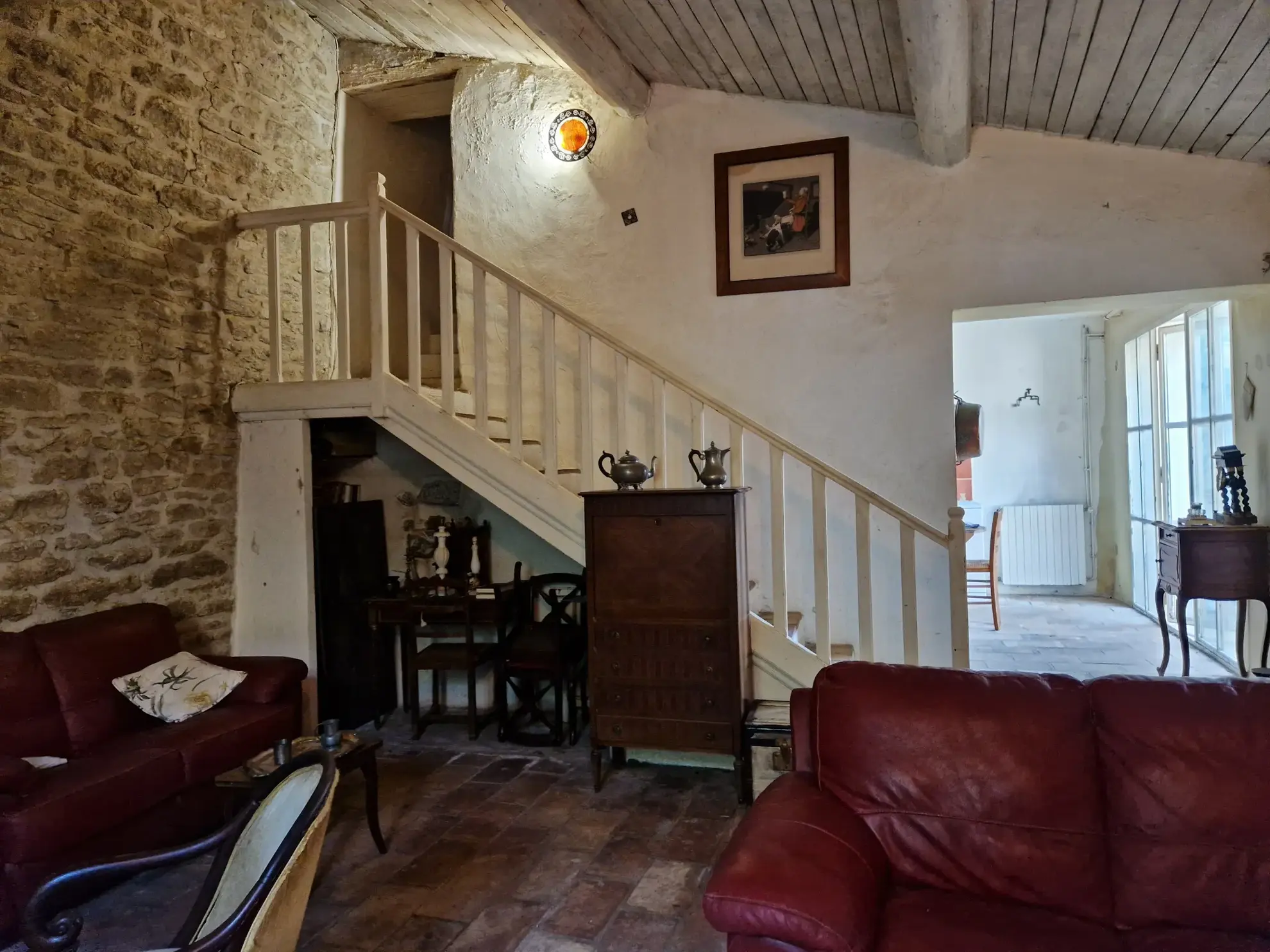 Maison de village à vendre à Aujargues avec jardin et terrasse 