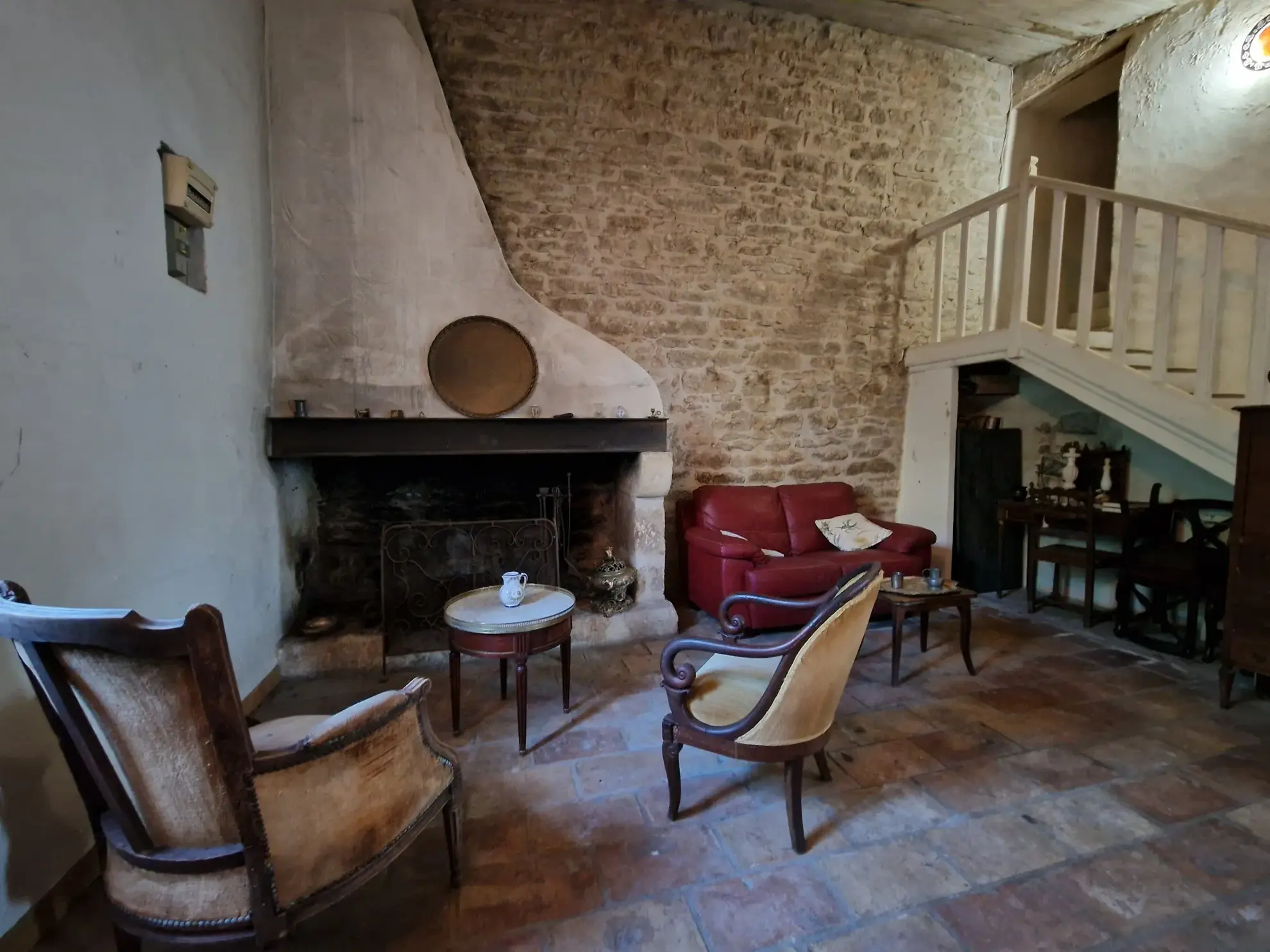 Maison de village à vendre à Aujargues avec jardin et terrasse 