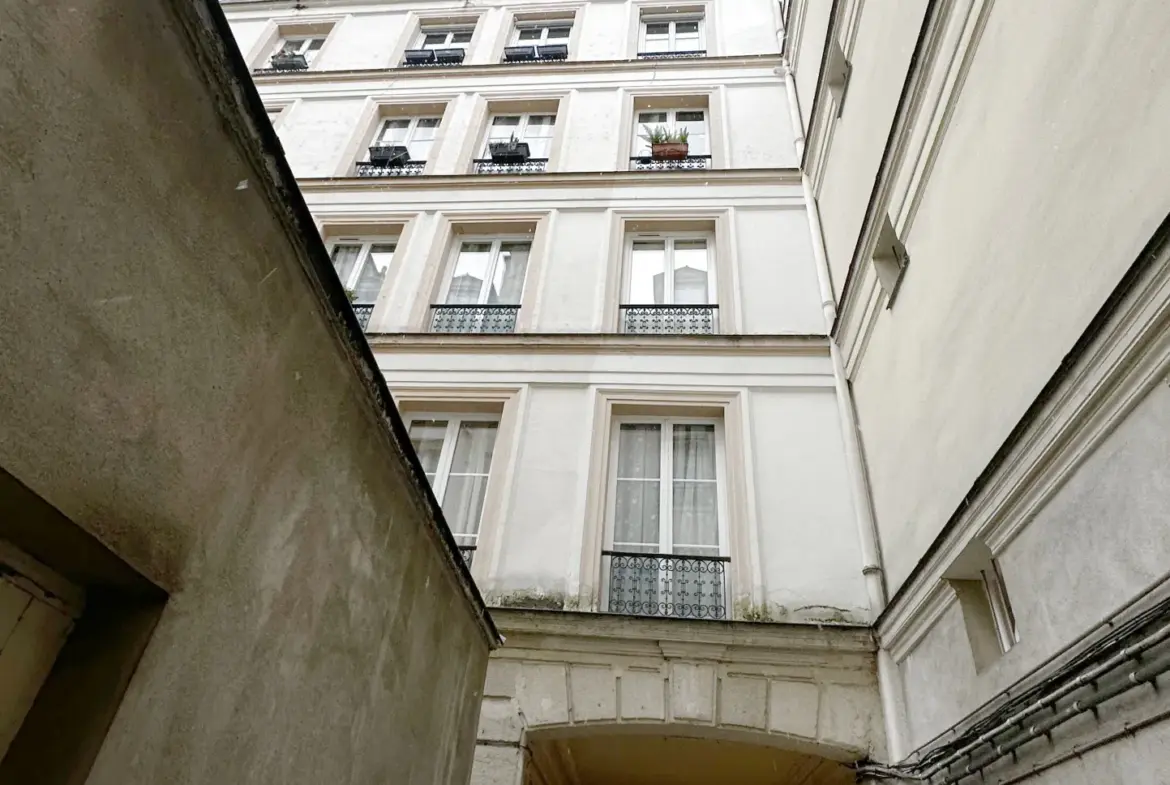 Chambre de Service à Vendre à Paris 9ème - 8.52 m2 