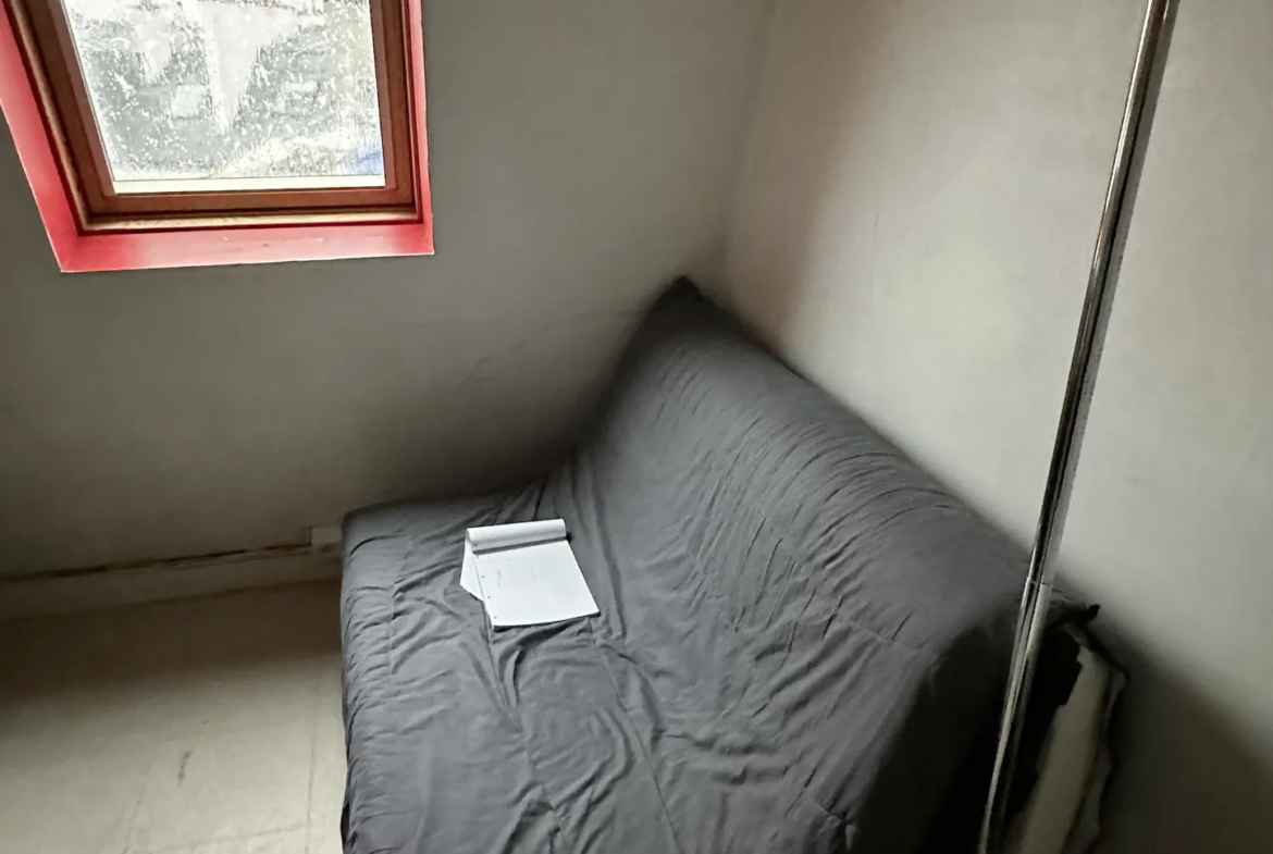 Chambre de Service à Vendre à Paris 9ème - 8.52 m2 