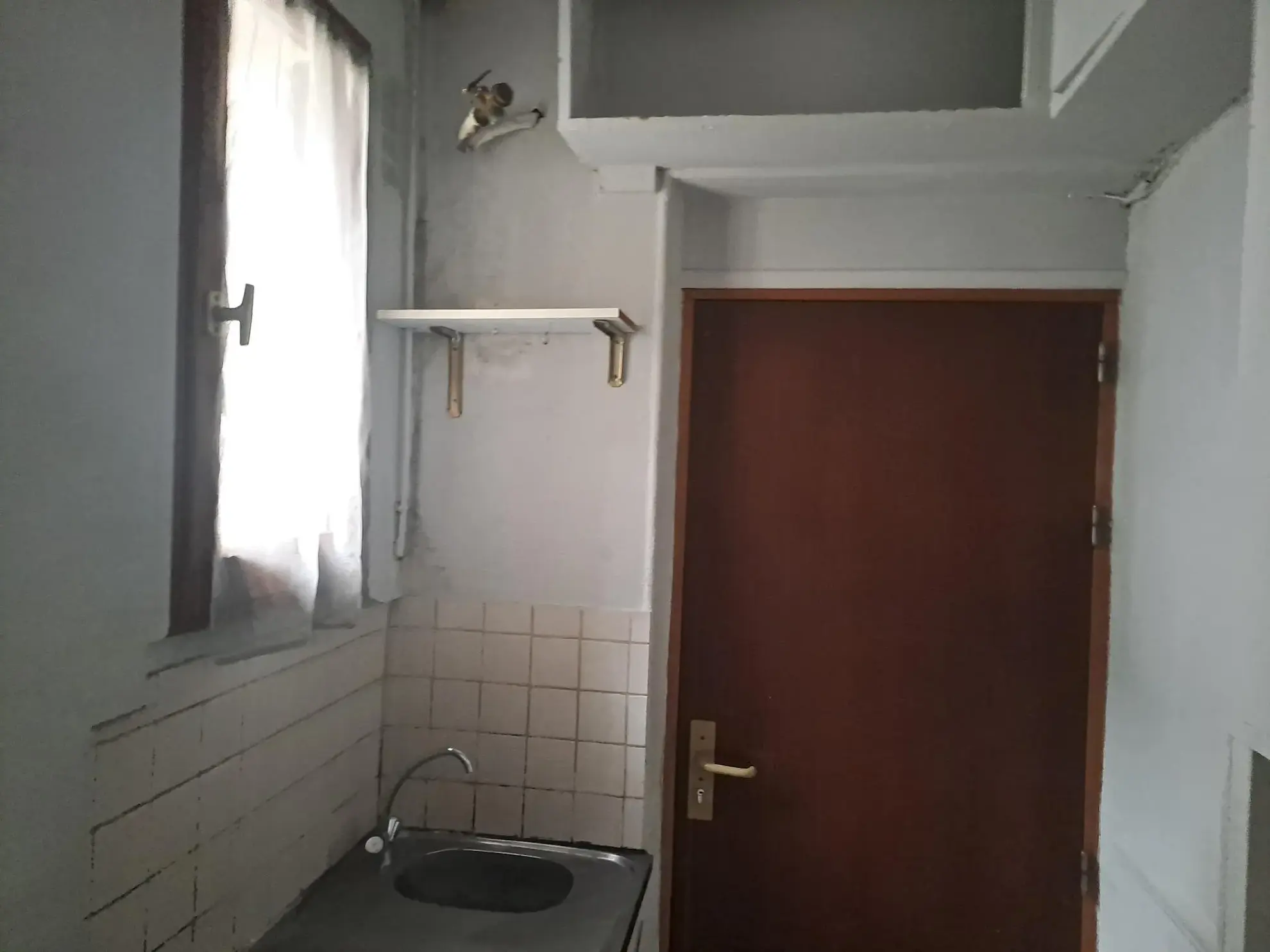 Appartement T2 à rénover à St Lambert, 25 m², Paris 