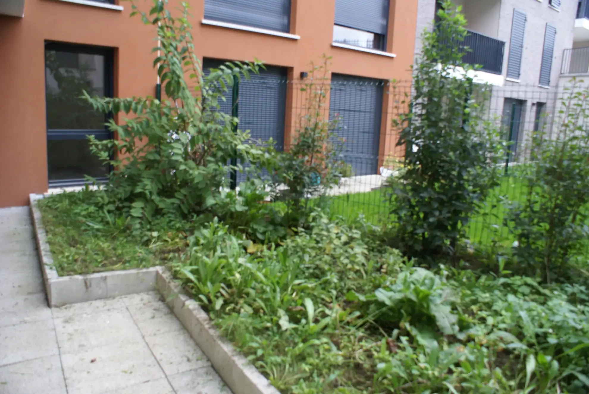 Appartement 3 pièces moderne à Bois d'Arcy avec terrasse et jardin 