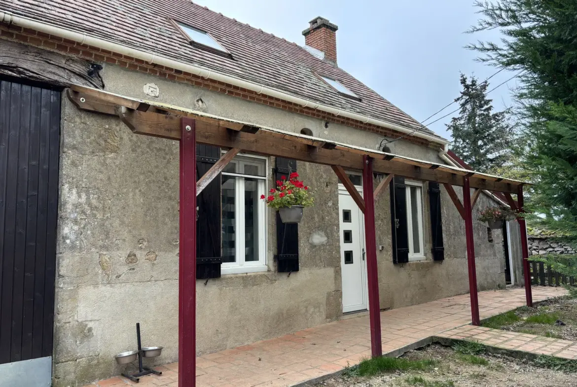 Maison à vendre à Rocles avec 1,65 hectares de terrain 