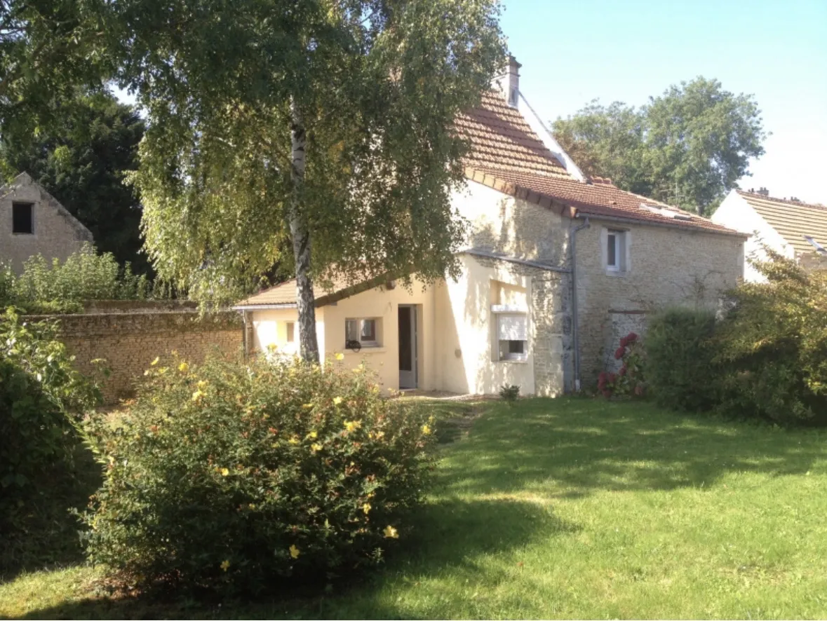 Charmante Maison en pierres à 10 minutes de Caen et de la mer 