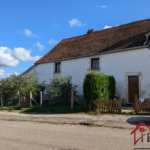 Ensemble immobilier à vendre à Saint Loup Nantouard