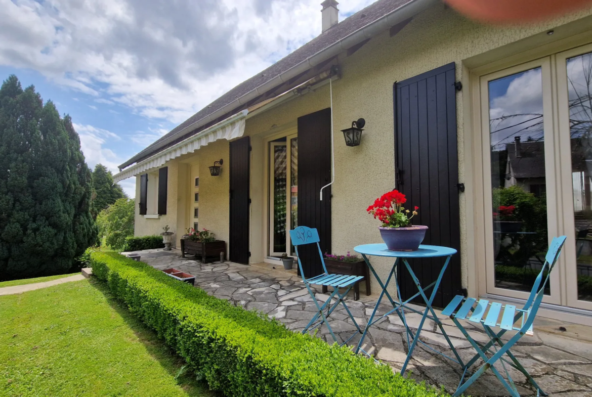 Maison avec parc arboré à Lubersac - 1139 m² de terrain 