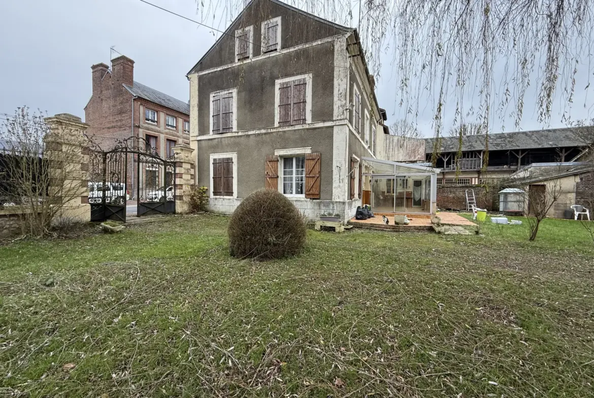 Maison familiale spacieuse à Livarot avec terrain arboré de 1200 m² 