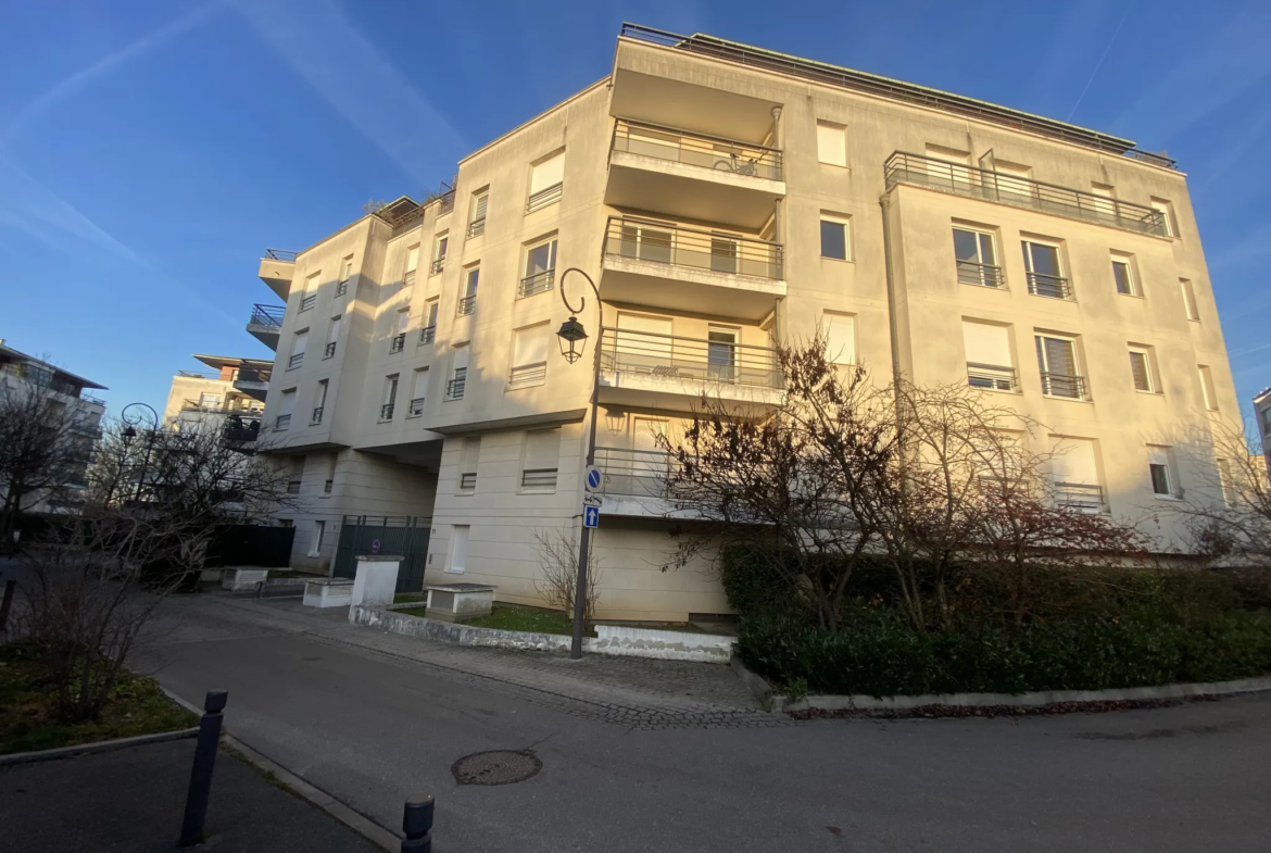 À vendre : Appartement lumineux 3 pièces à Antony - 284500€ 