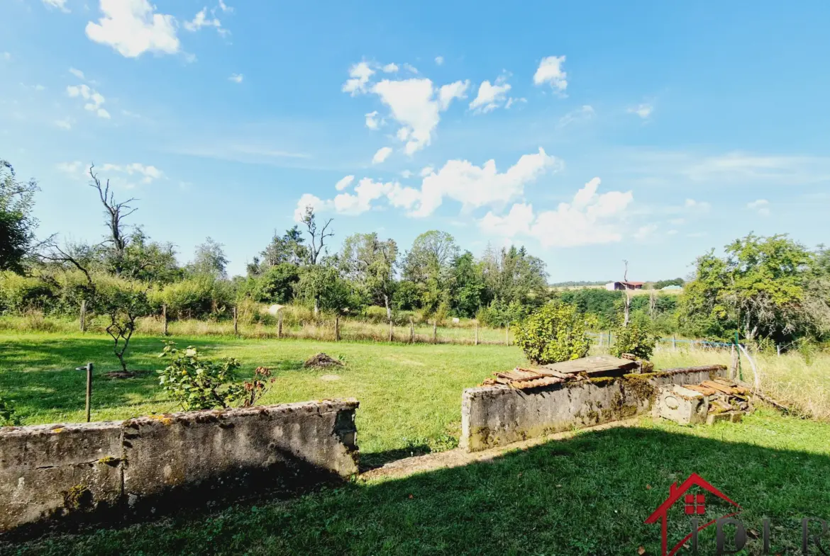 Ensemble de 2 maisons de campagne à Soyers – Idéal pour location saisonnière ! 