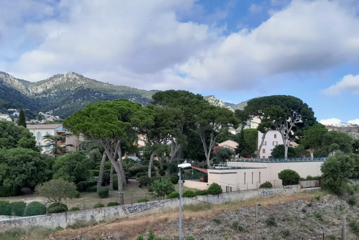 Appartement T2 à Toulon - Idéal Investissement Locatif 