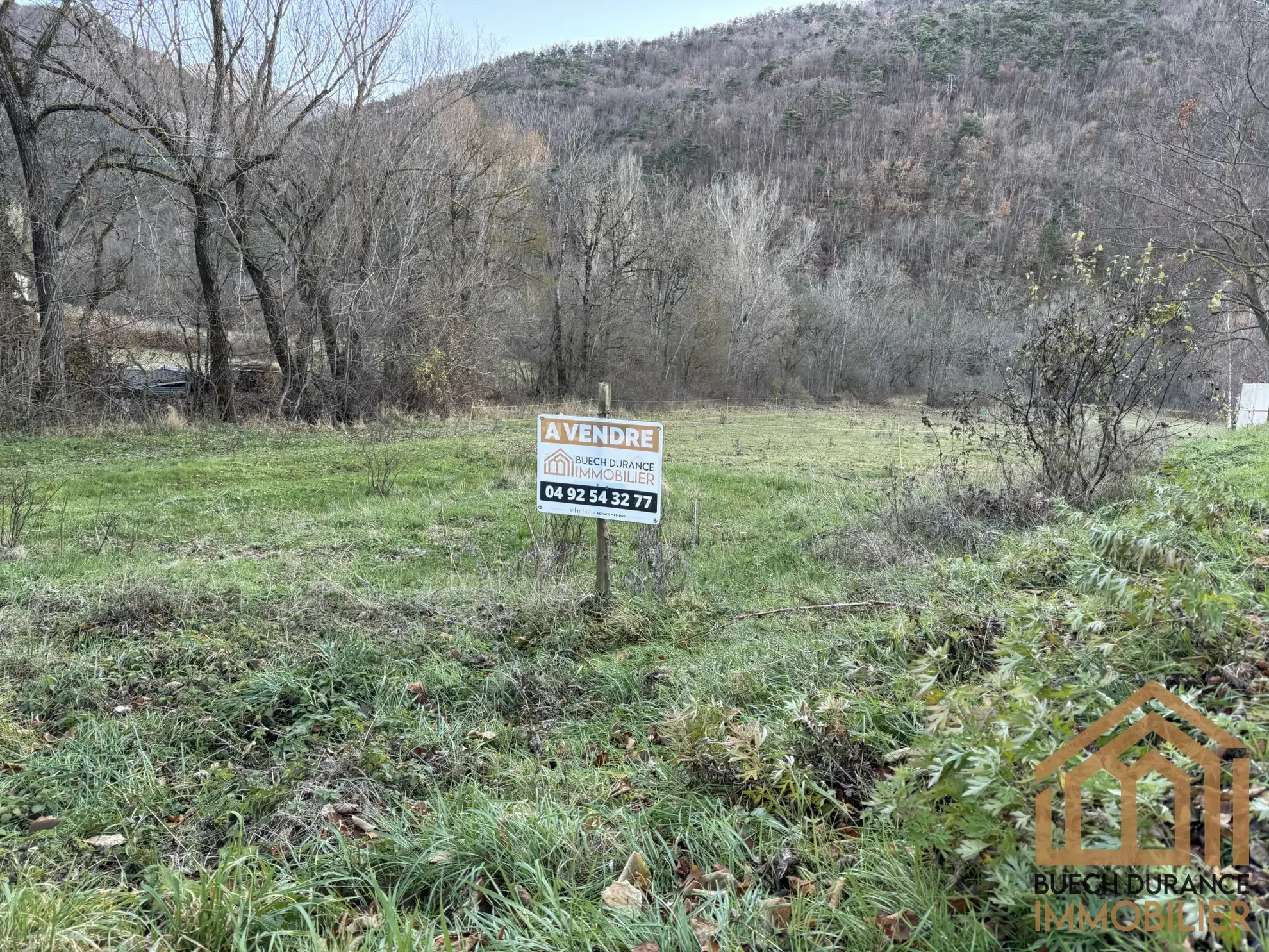 Terrain constructible de 1710 m² à vendre à Le Saix (Hautes-Alpes) 