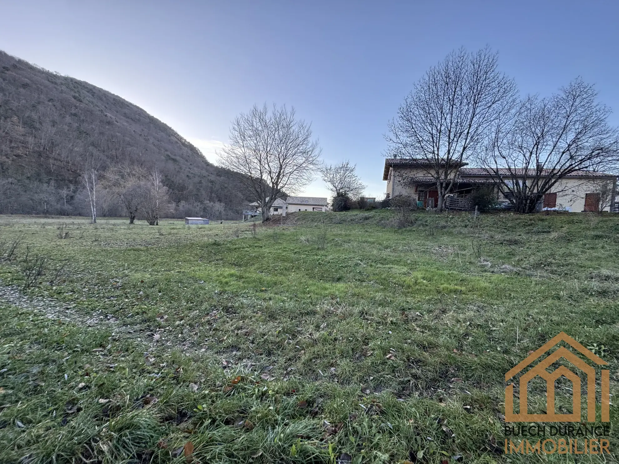 Terrain constructible de 1710 m² à vendre à Le Saix (Hautes-Alpes) 