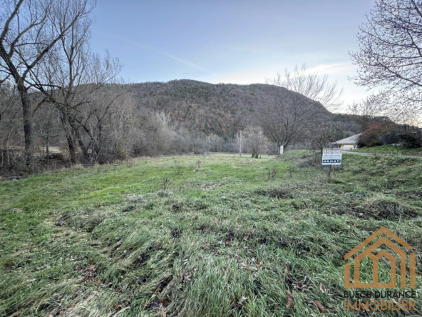 Terrain constructible de 1710 m² à vendre à Le Saix (Hautes-Alpes)