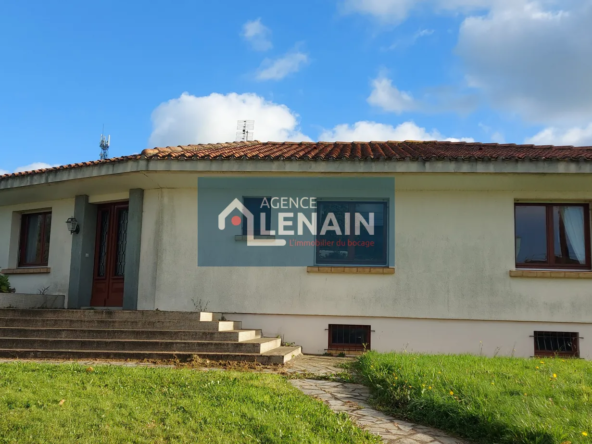 Maison spacieuse de 159 m² à Les Herbiers avec garage