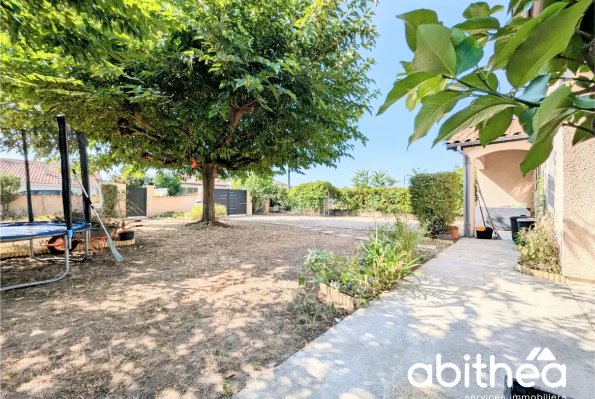 Villa de 96 m² avec jardin et piscine à Libourne 