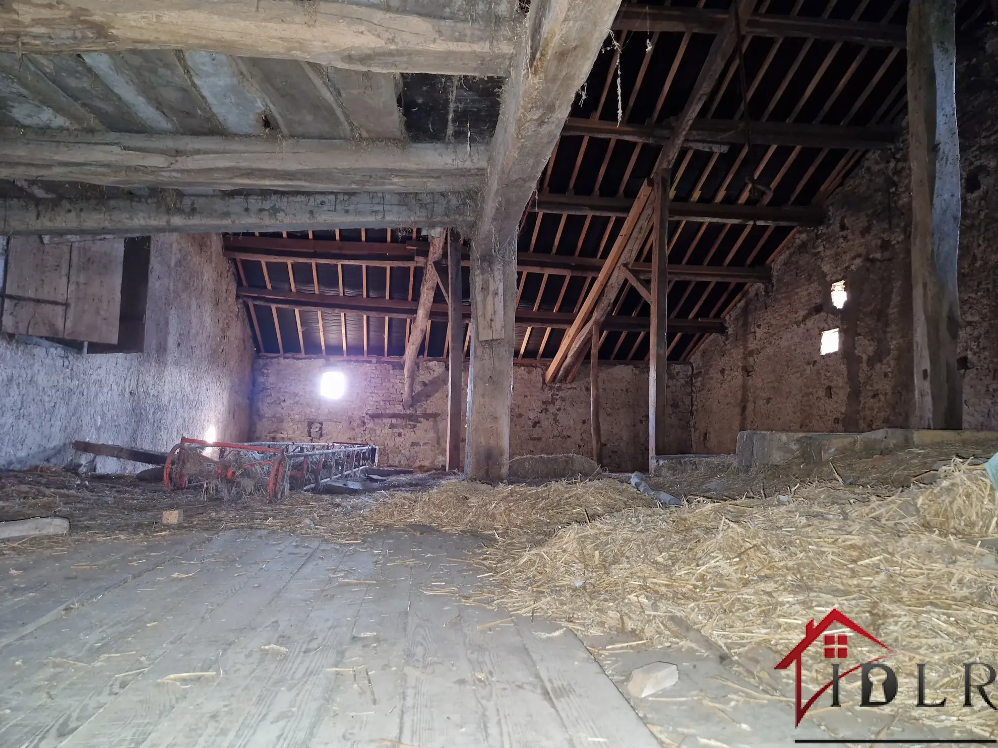 Maison de caractère à vendre à Tollaincourt avec grand potentiel 