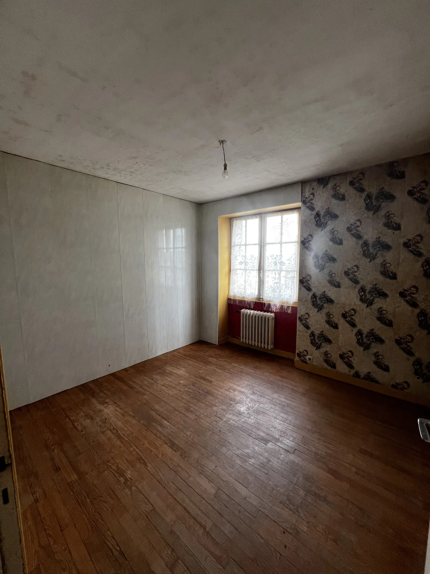 Immeuble de 272 m² à vendre à Sizun 