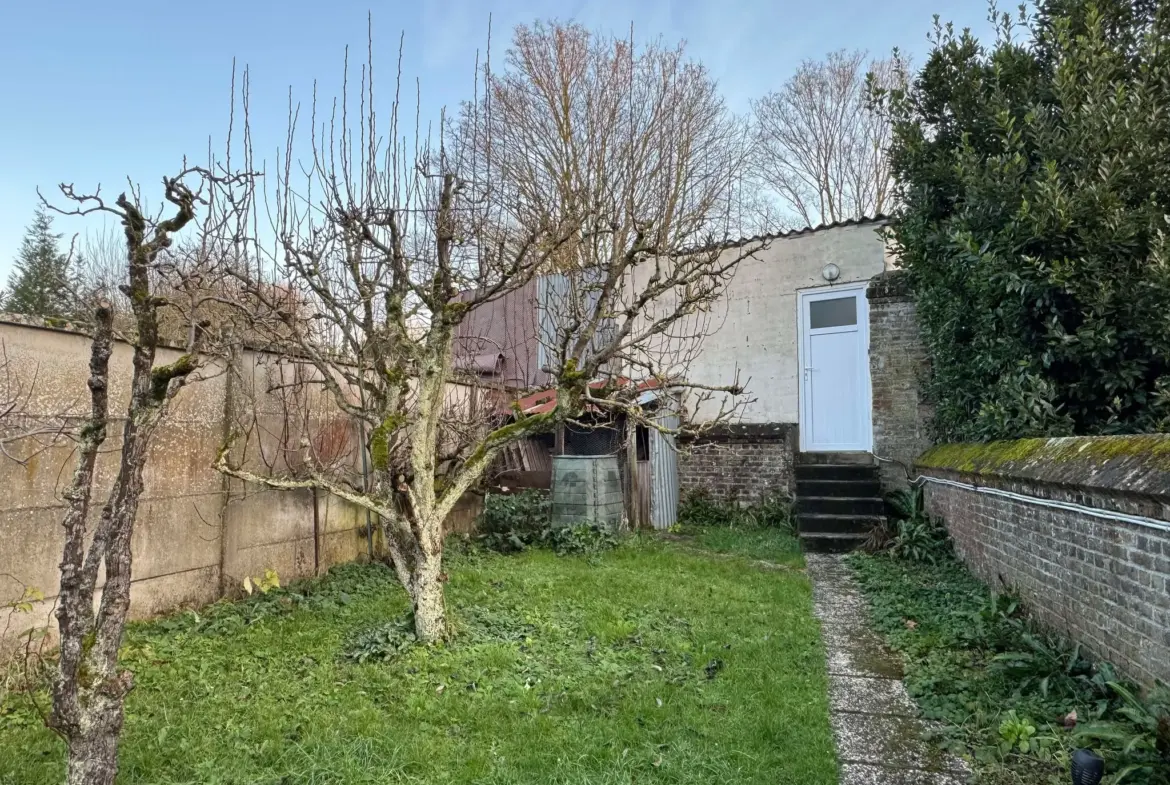 Maison avec garage proche du centre ville à Abbeville 