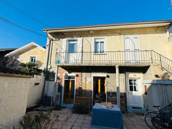 À vendre : T2 de 37 m² avec balcon à Grenoble