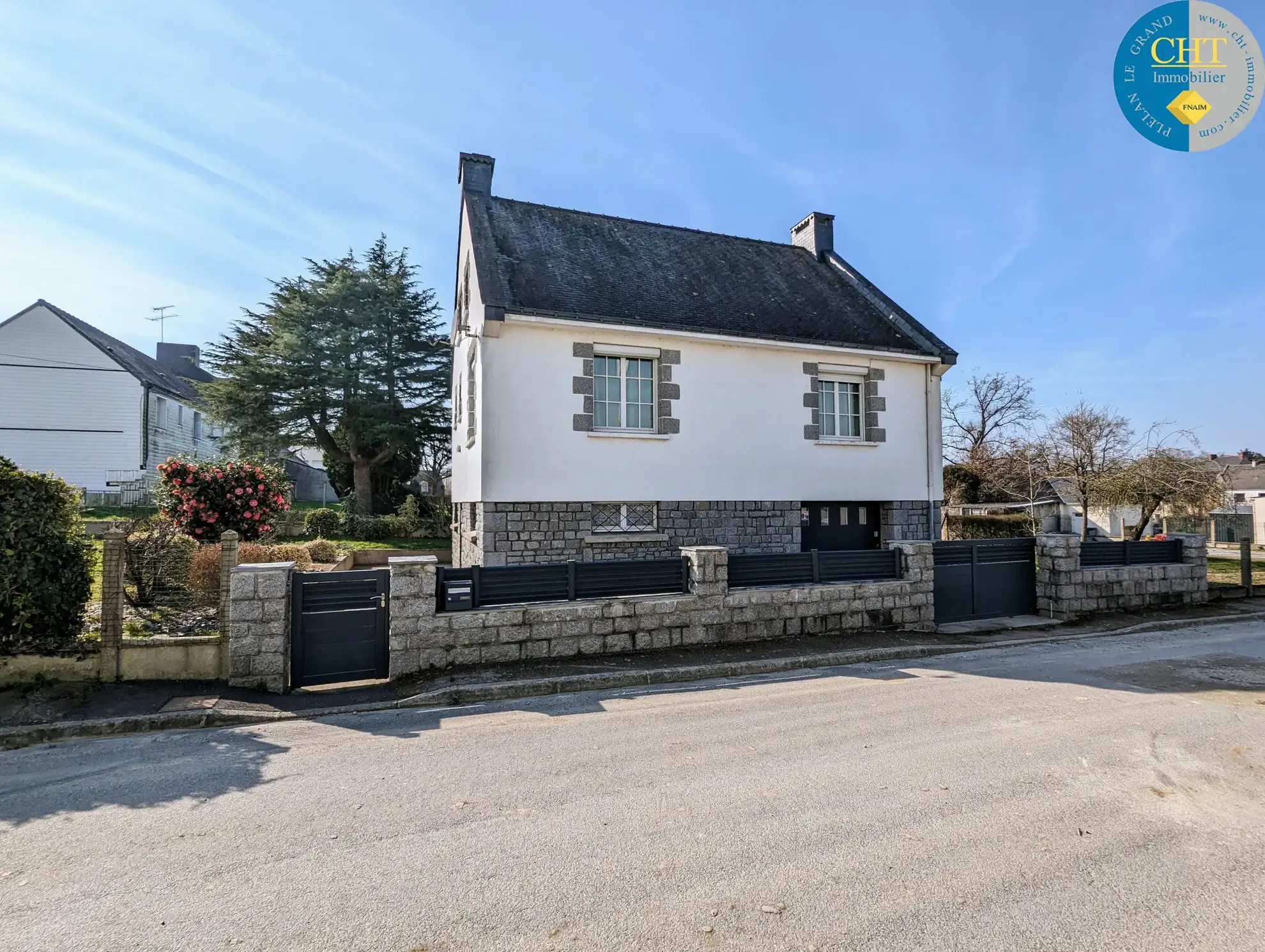 Maison à acheter dans le centre-ville de Guer (56) 