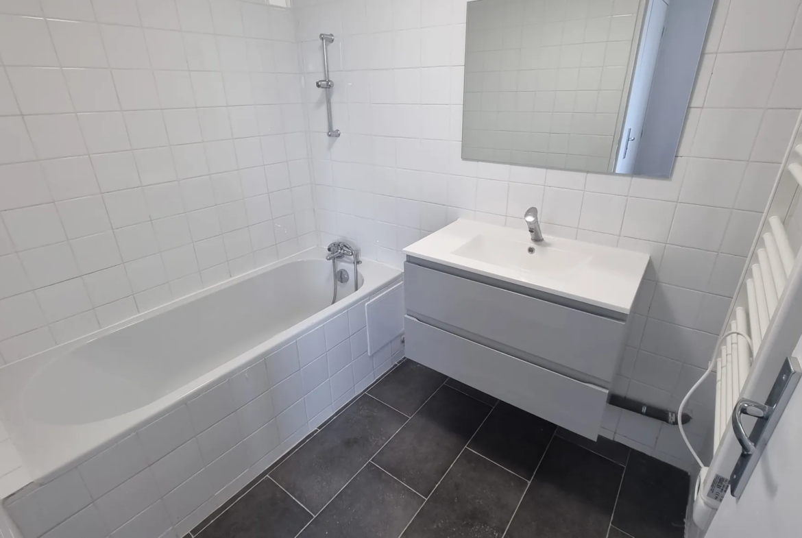 À vendre : Appartement en duplex T4 à Roubaix - 101 000 € 