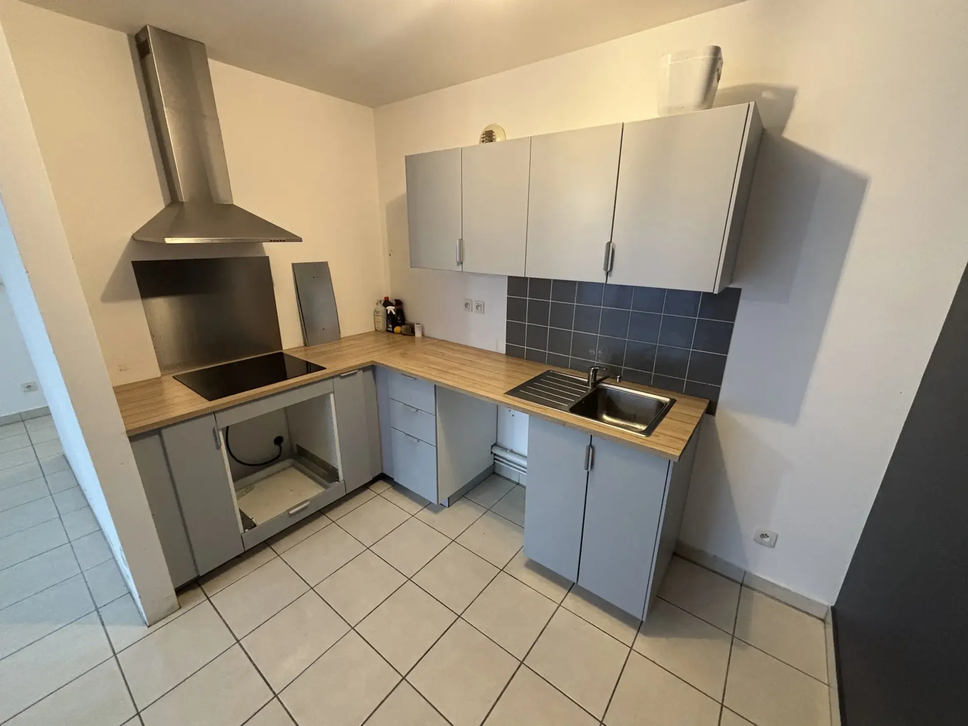 Appartement 3 pièces avec balcon et deux places de parking à Douvres la Délivrande 