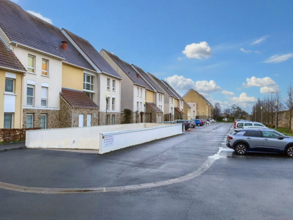 Appartement 3 pièces avec balcon et deux places de parking à Douvres la Délivrande